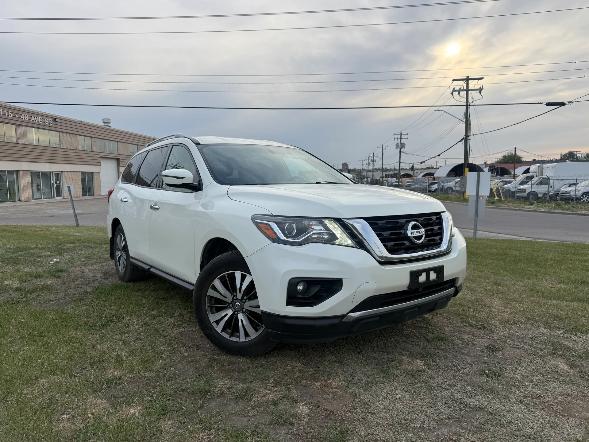 2017 NISSAN Pathfinder